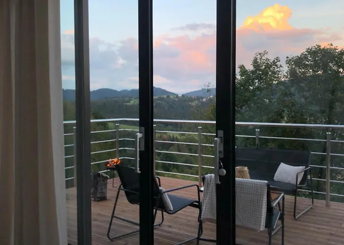 Acko * オシュチュニツァ